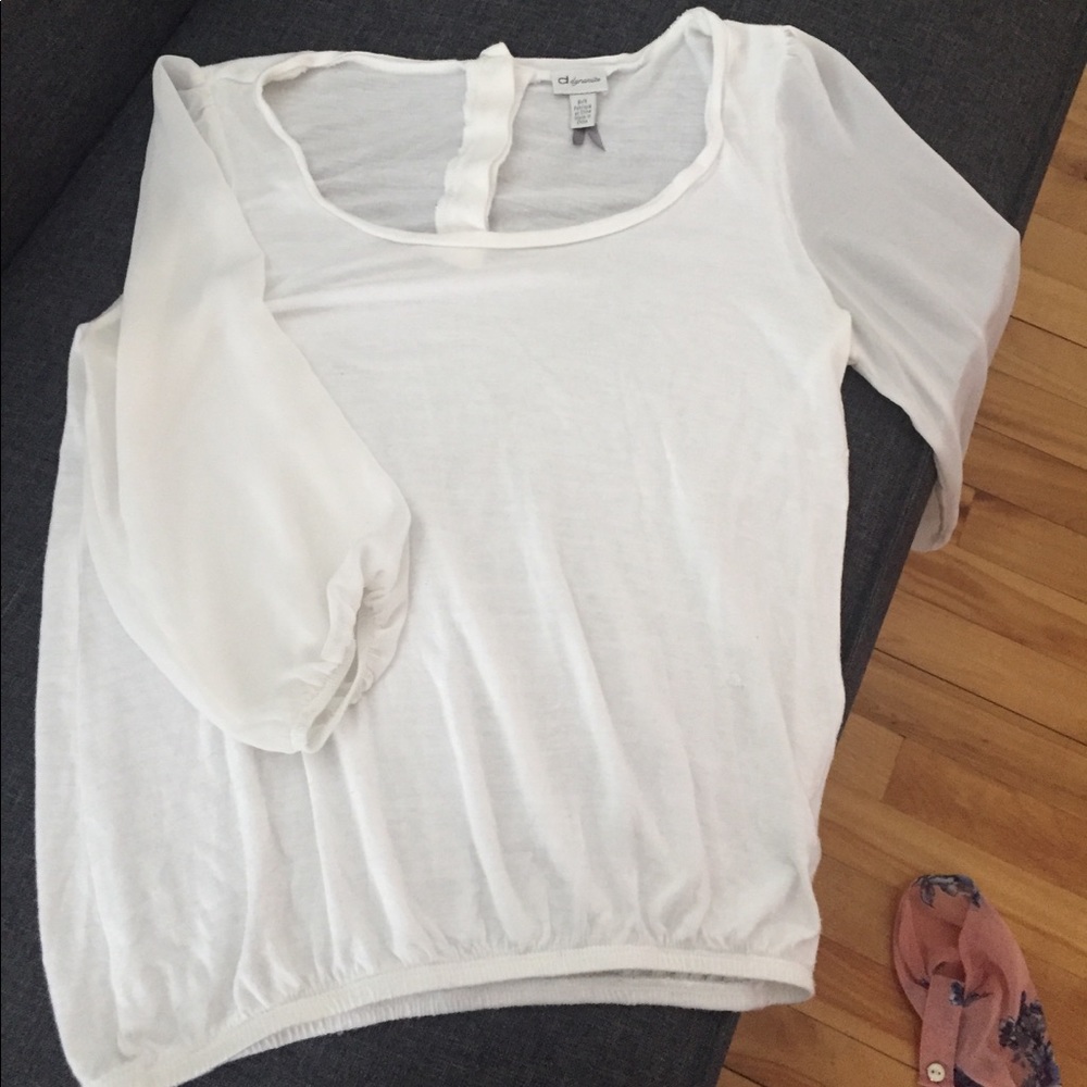 Little white shirt